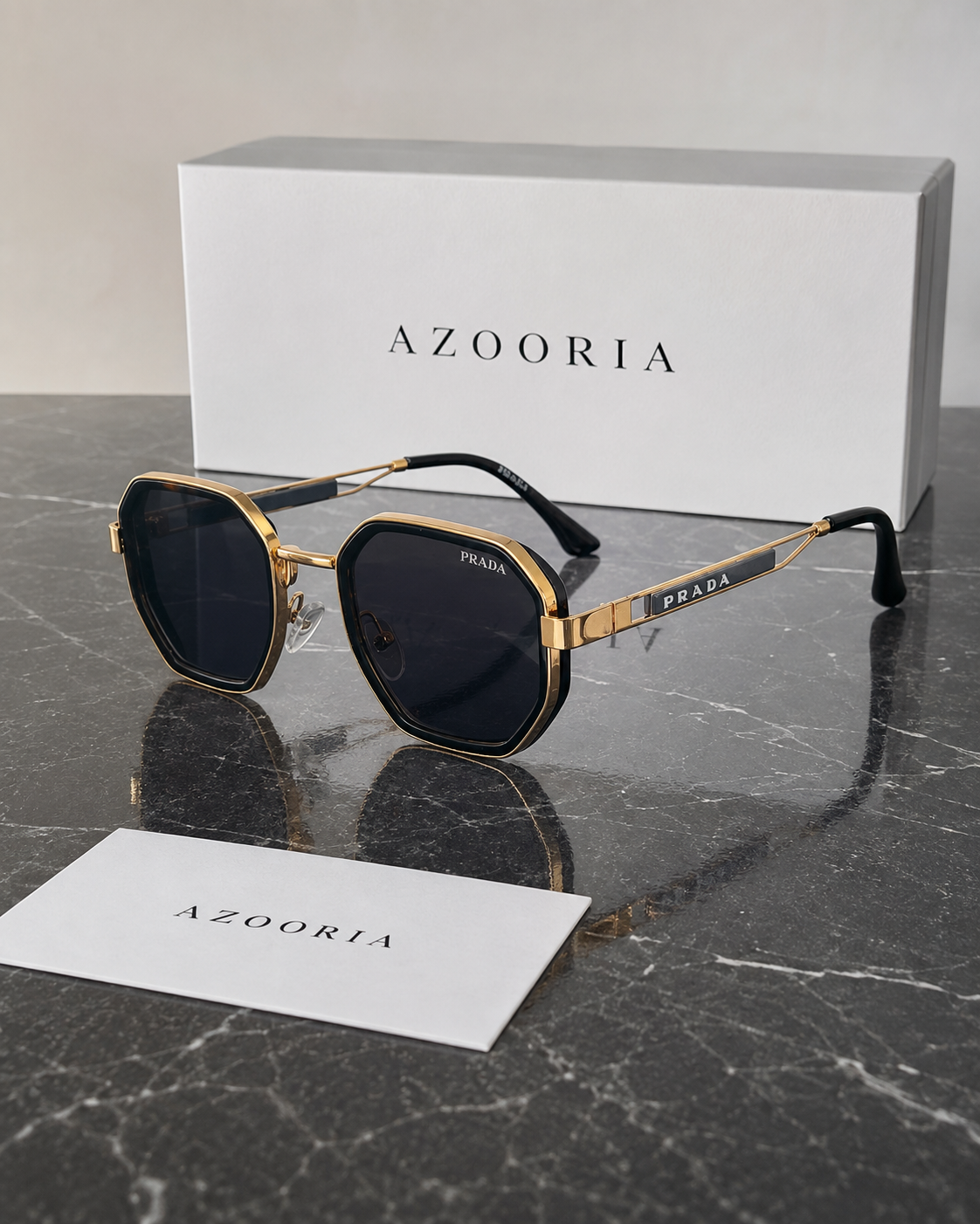 Prada Octogonal Doré — vue côté avec carte AZOORIA