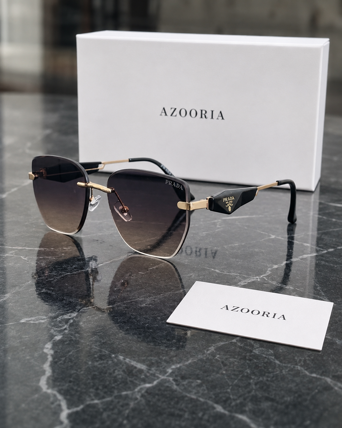 Prada Rimless Doré — vue côté avec carte AZOORIA